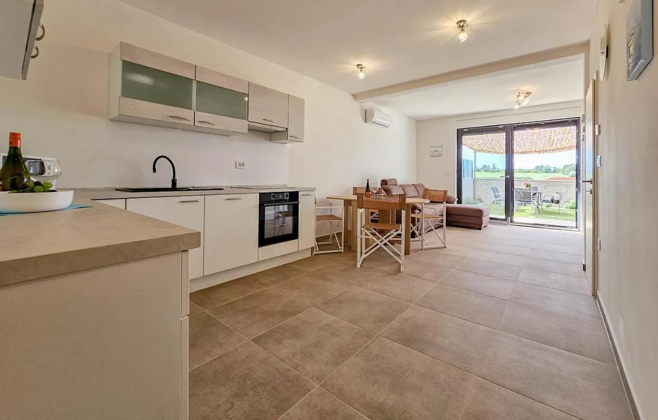 Casa Vanda Apartment Novigrad  Croatia